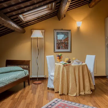 Piazza Nova Guest House-3
